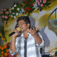 Vijay in bangalore to promote Velayudham movie - Pictures | Picture 104584